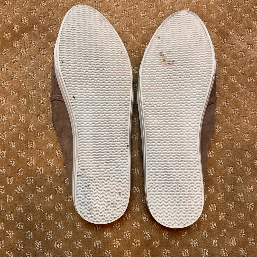 BCBG Tan loafer mules size 10 gym shoe slides - Image 5