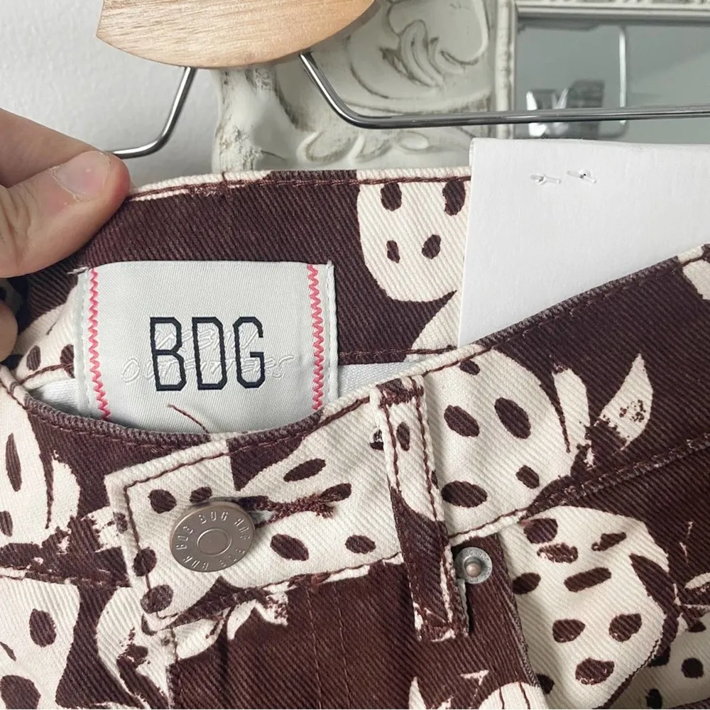 BDG 90’s Mid Rise Printed Bootcut Jean - Image 6