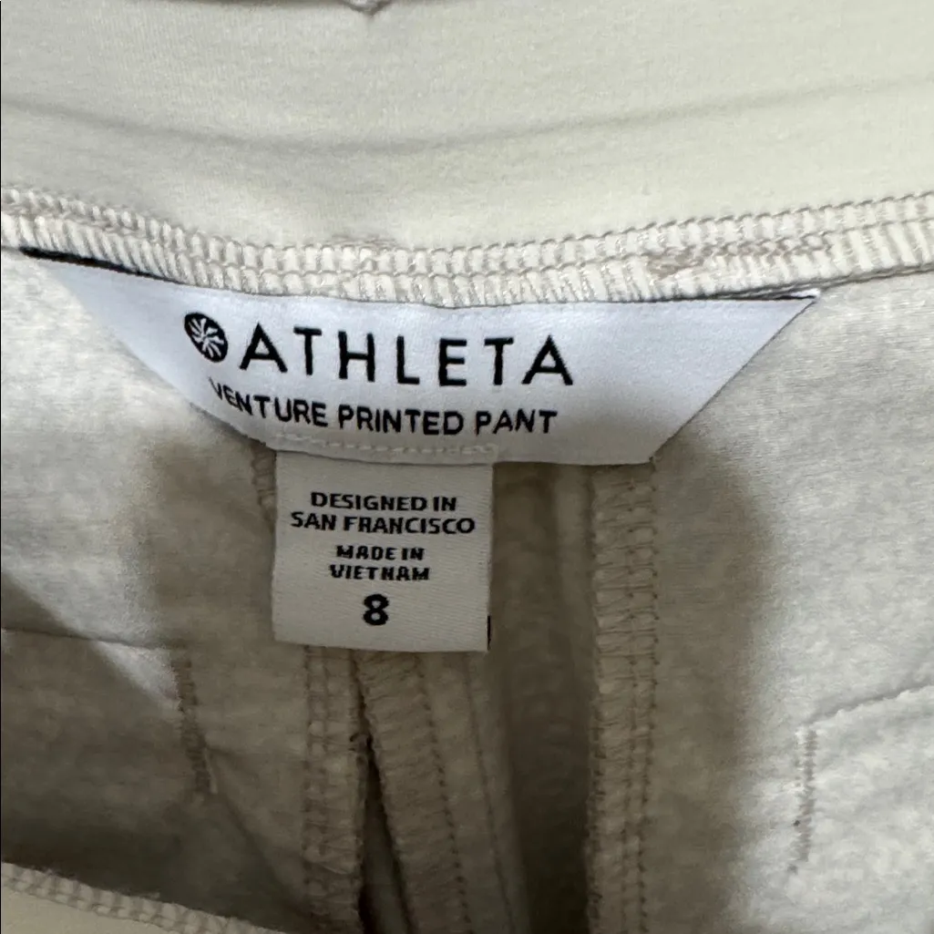 Athleta Venture Printed Pant Beige Patterned Joggers - Image 2
