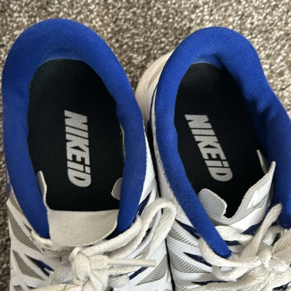 NikeID personalized running tennis shoes - Image 4