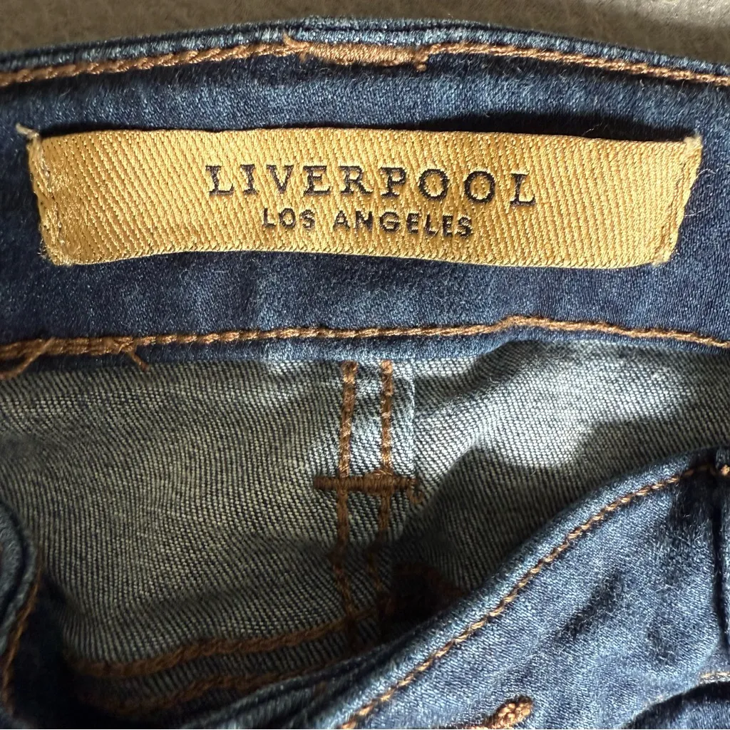 Liverpool Dark Blue Capri Skinny Cuffed stretchy‎ Jeans size 10 - Image 3