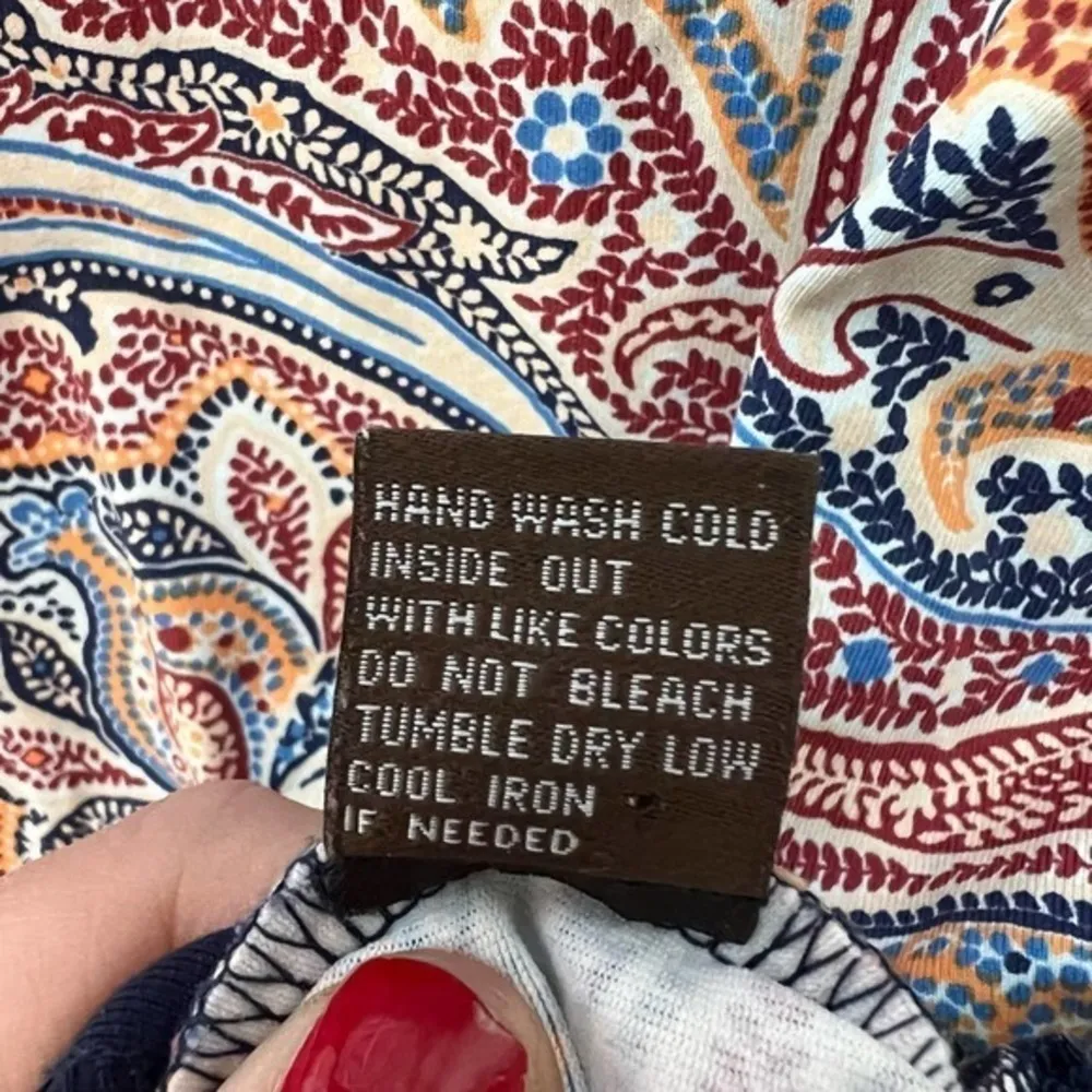 J. McLaughlin Catalina Henley Paisley 3/4 Snap Tunic Top button neck size small - Image 6