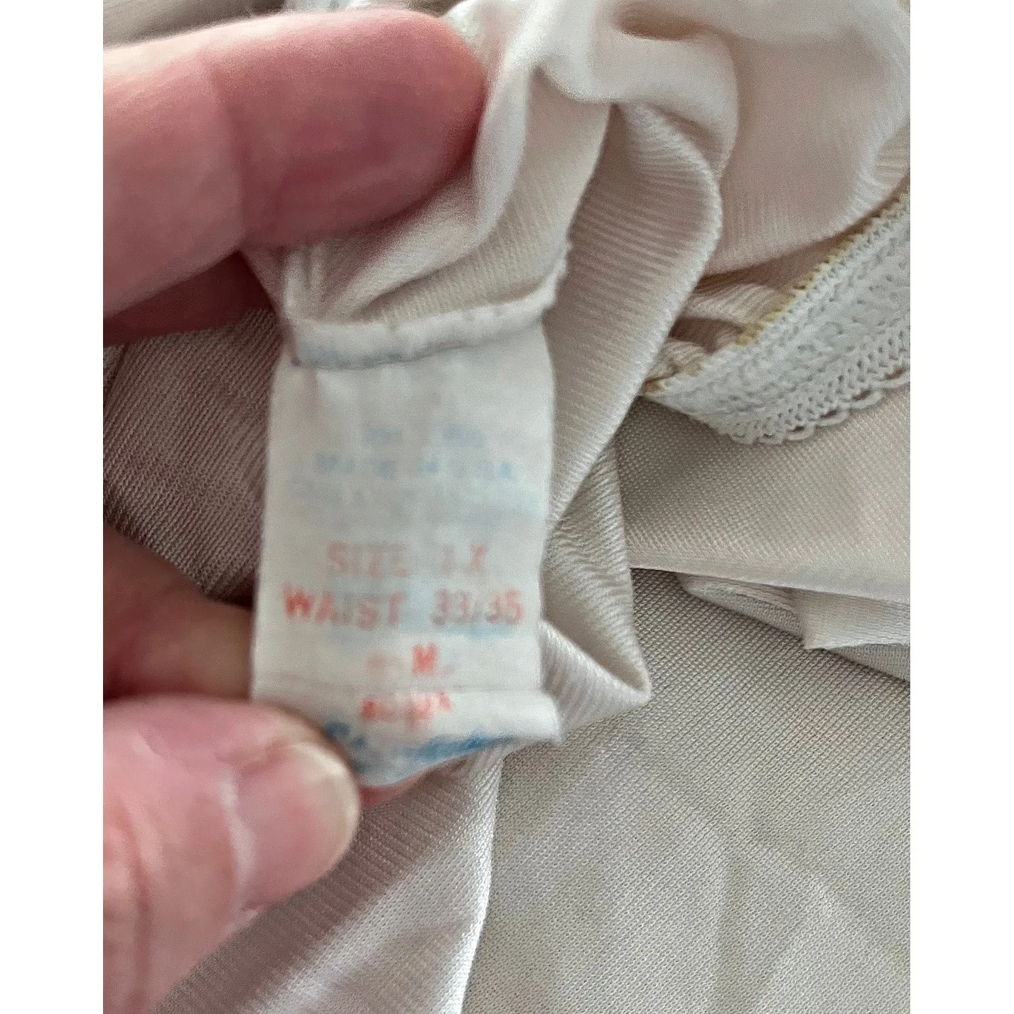 Vintage Sliperfection Half Slip white color Lace Nylon‎ Tricot Sz 1X Waist 33/35 - Image 4