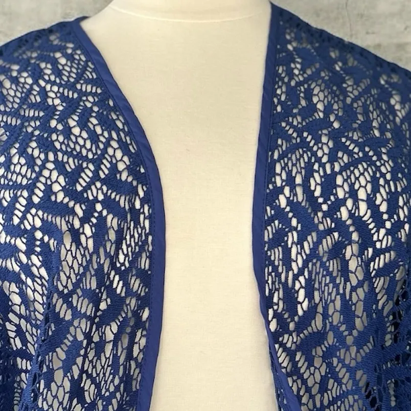 NWT! Avenue Blue Lace Open - Image 4