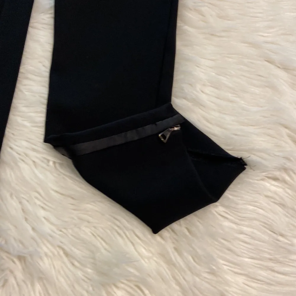 Valentino Pants no size excellent condition color black waist 28” inseam 26” - Image 8