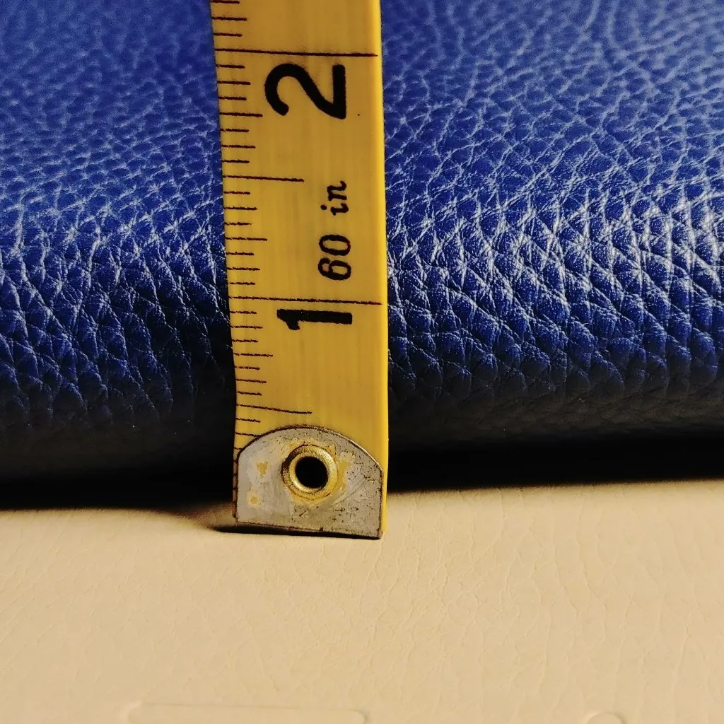 Anne Kline Blue Leather Zip Wallet Gold Lion Medallion Double Compartments - Image 4