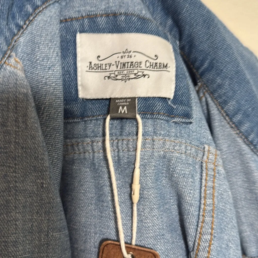 Ashley Vintage Charm Denim NWT jean Jacket Hannah Wash woman size Medium Blue - Image 6