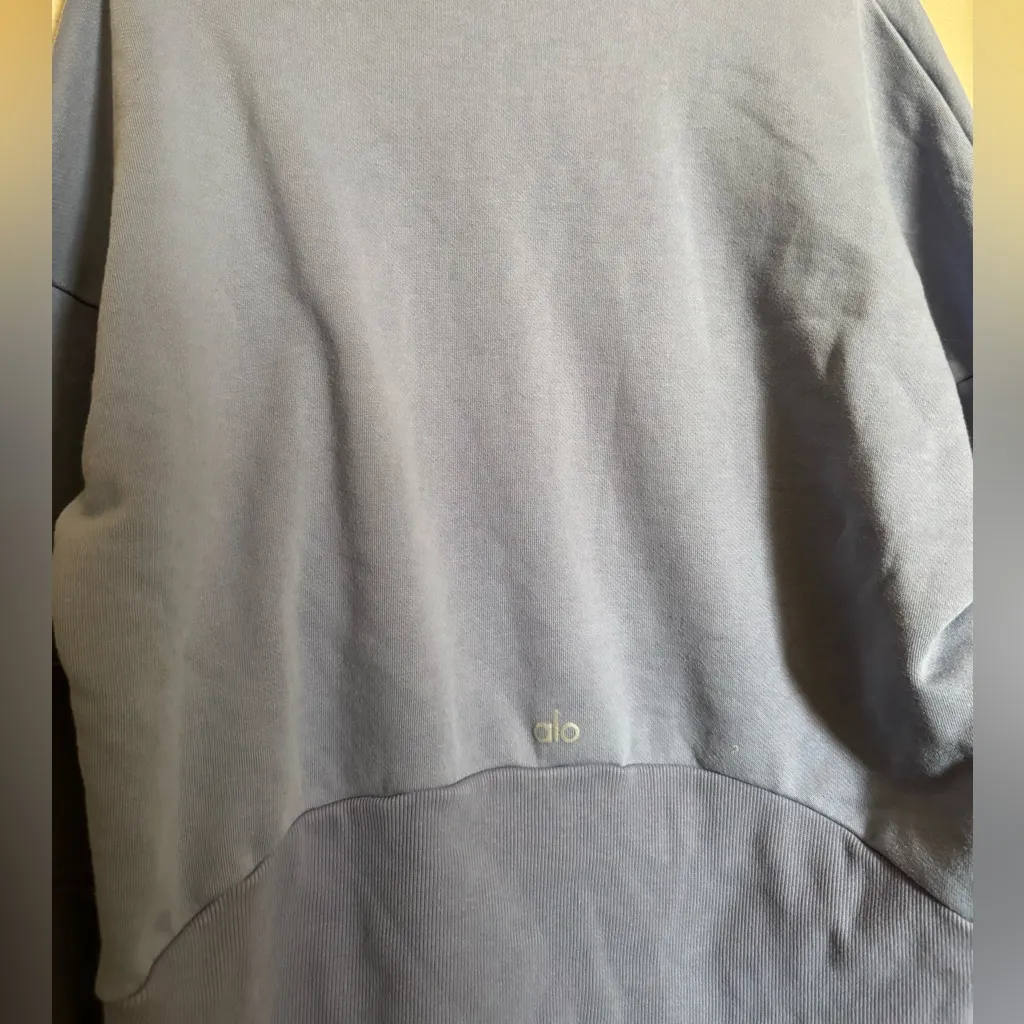Alo Yoga  interval hoodie size medium in blue moon - Image 6