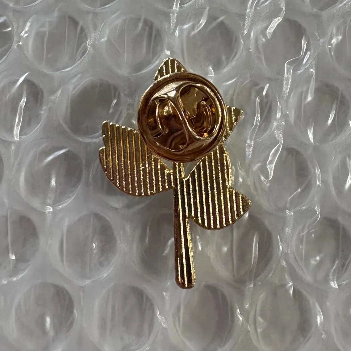 Green‎ & White Leaf Pin Brooch Gold Tone Plant Nature Jewelry Accessory Bamboo Green - Image 4