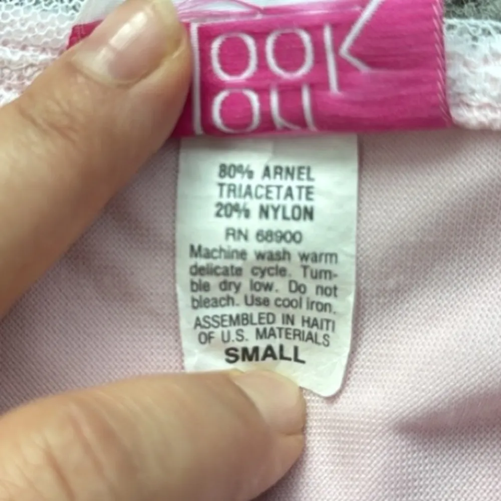 Vintage The Lori Look Half Zip Full Length Lace House Coat Robe Pink Small - Image 5