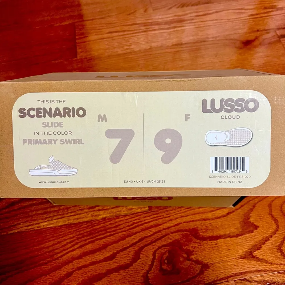 NWT Lusso Cloud slides, multi color, size 7, W - Image 7