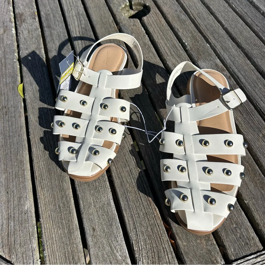 Women's Winnie Studded Fisherman Sandals - Universal Thread Off-White size 9 - Image 3
