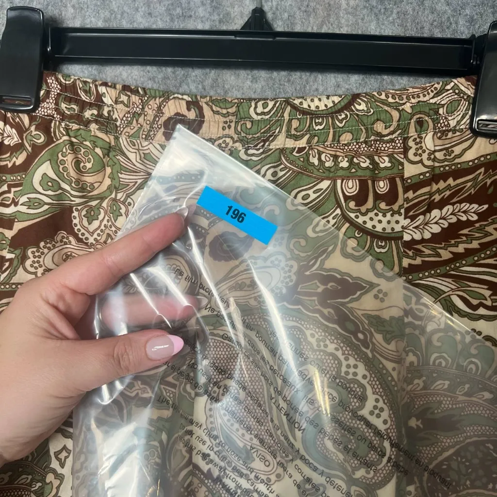 Banana Republic Women Size medium Paisley Print Knee Length‎ Flare Skirt - Image 5