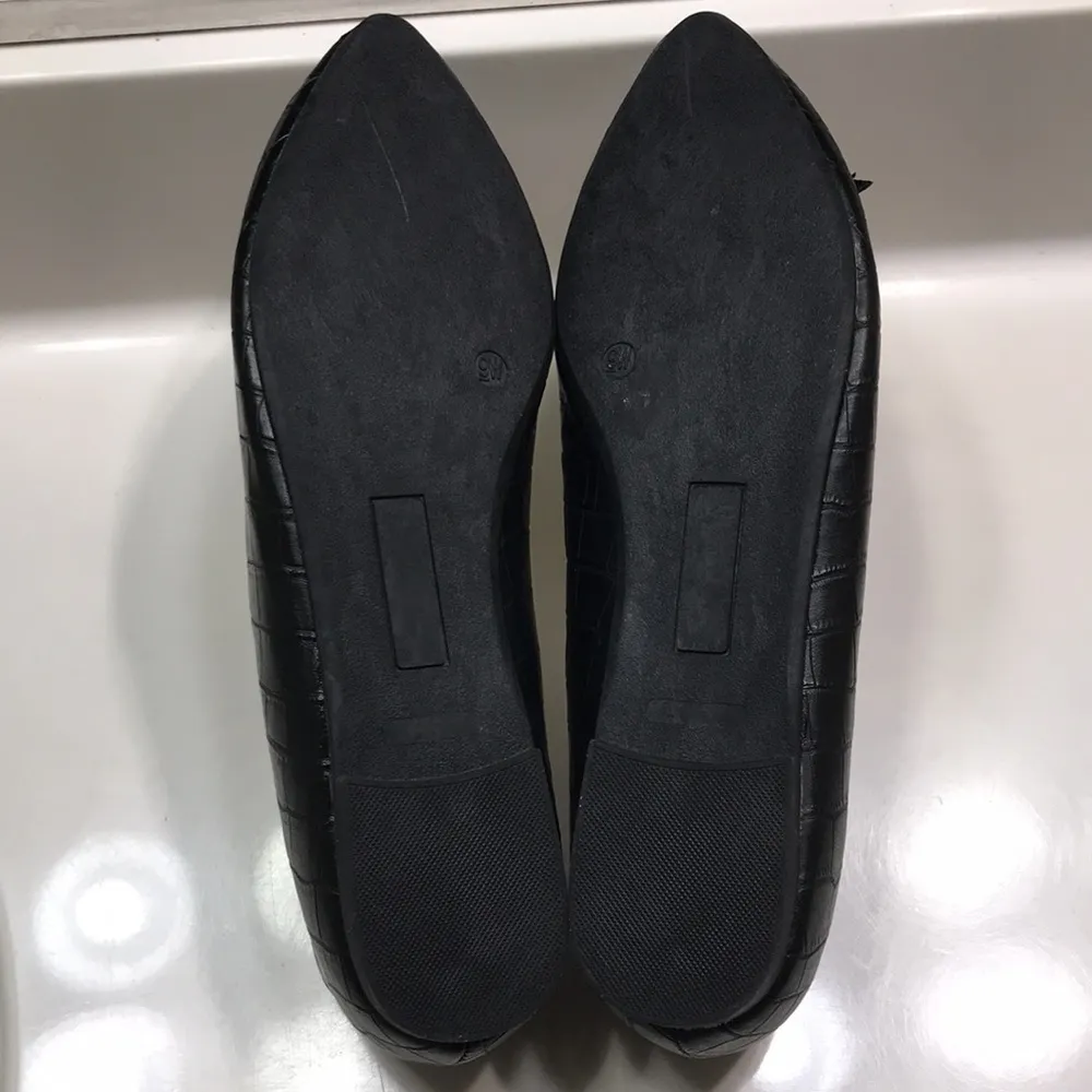 Seychelles Wide Women’s Mia Faux Leather Vegan Reptile Black Bow Pointed Flats - Image 9