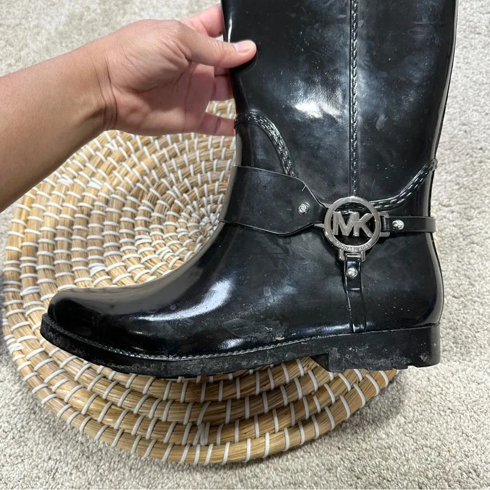 MICHAEL Michael Kors Women's Fulton Tall Harness Rain Boots in Black Size 8 - Image 9