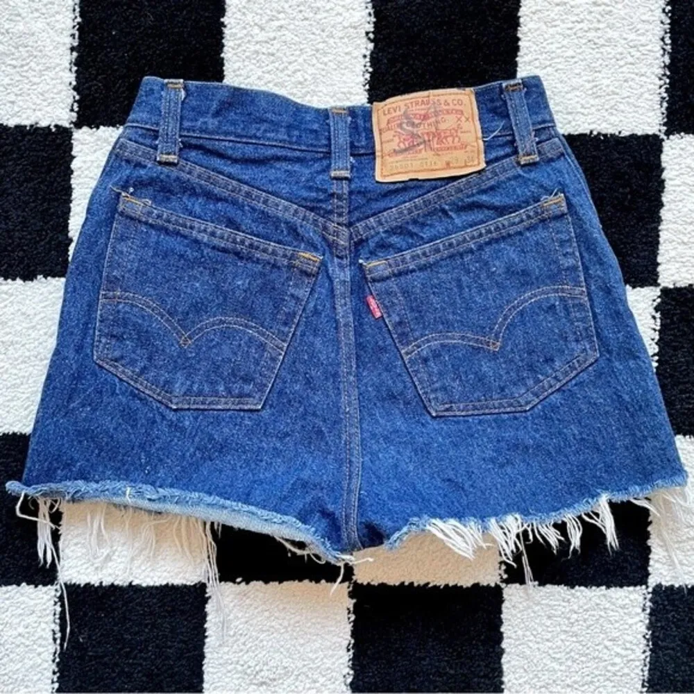 Levi’s Rare 1980s Shorts - Image 2