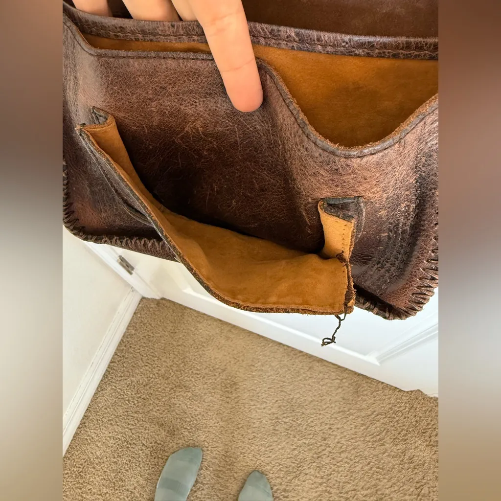 Patricia Nash Beaumont Leather Crossbody - Image 4