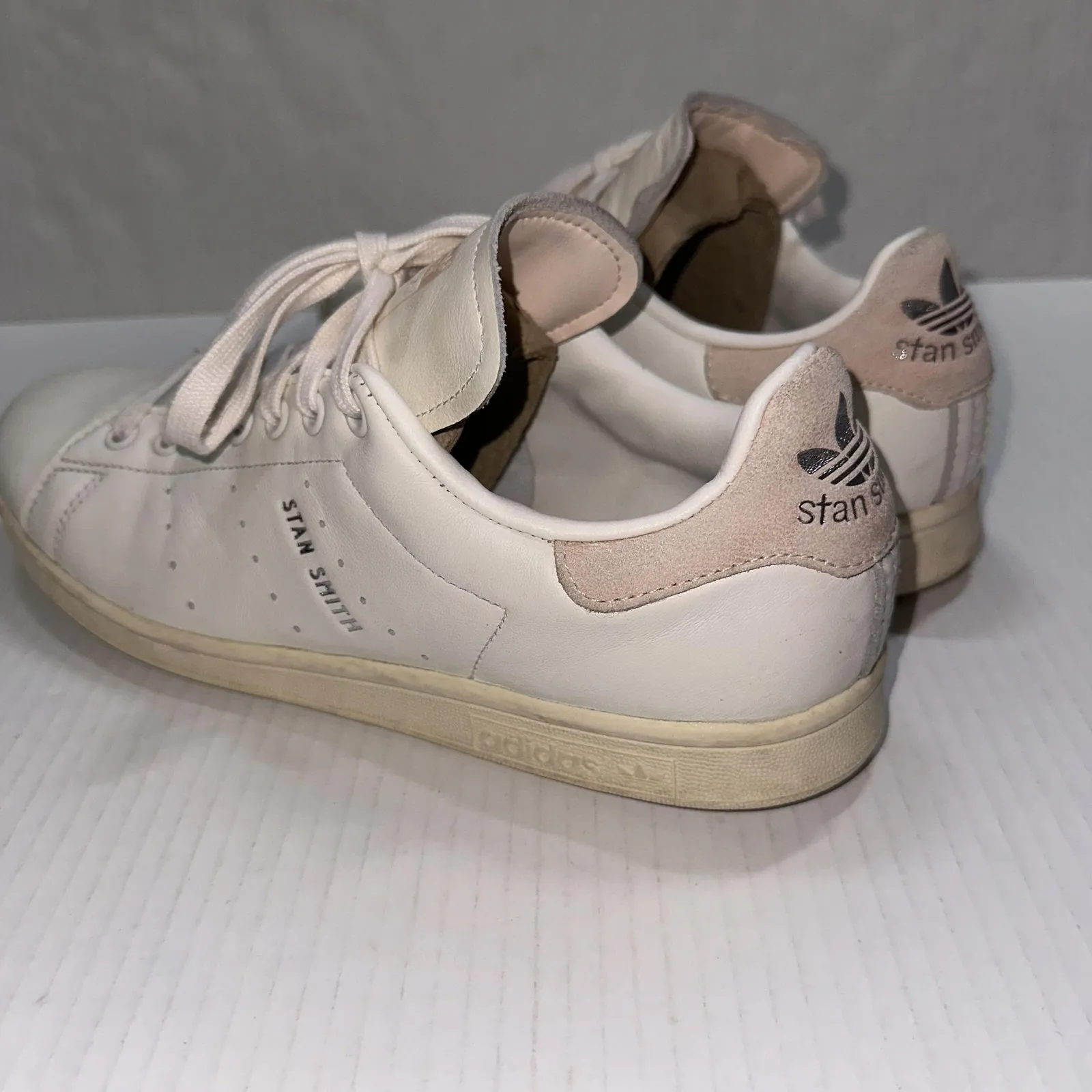 Adidas Stan Smith Shoes Womens Size 10.5 White Pink Leather Tennis Sneakers - Image 5