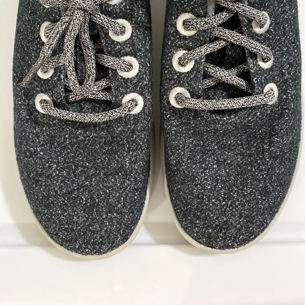 Allbirds women’s wool runners in natural grey with light grey sole size 7 - Image 87