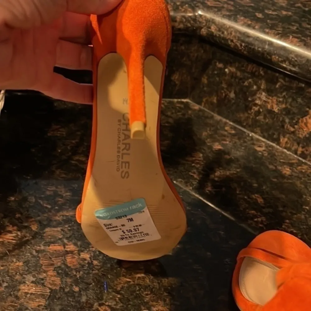 Charles by Charles David suede summer  heels in orange - Image 5