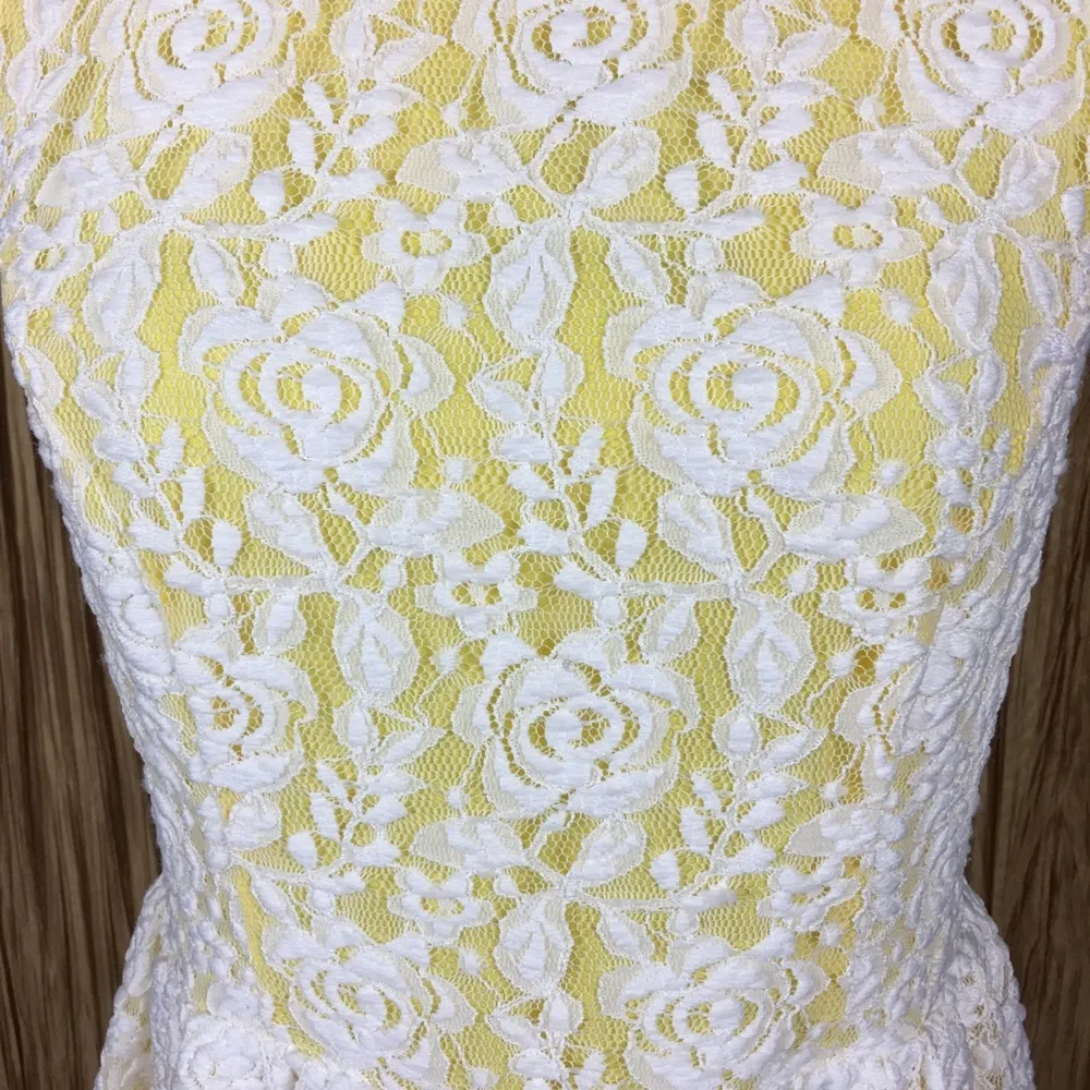 Ark & Co. Open Back Lace Dress Size M - Image 10