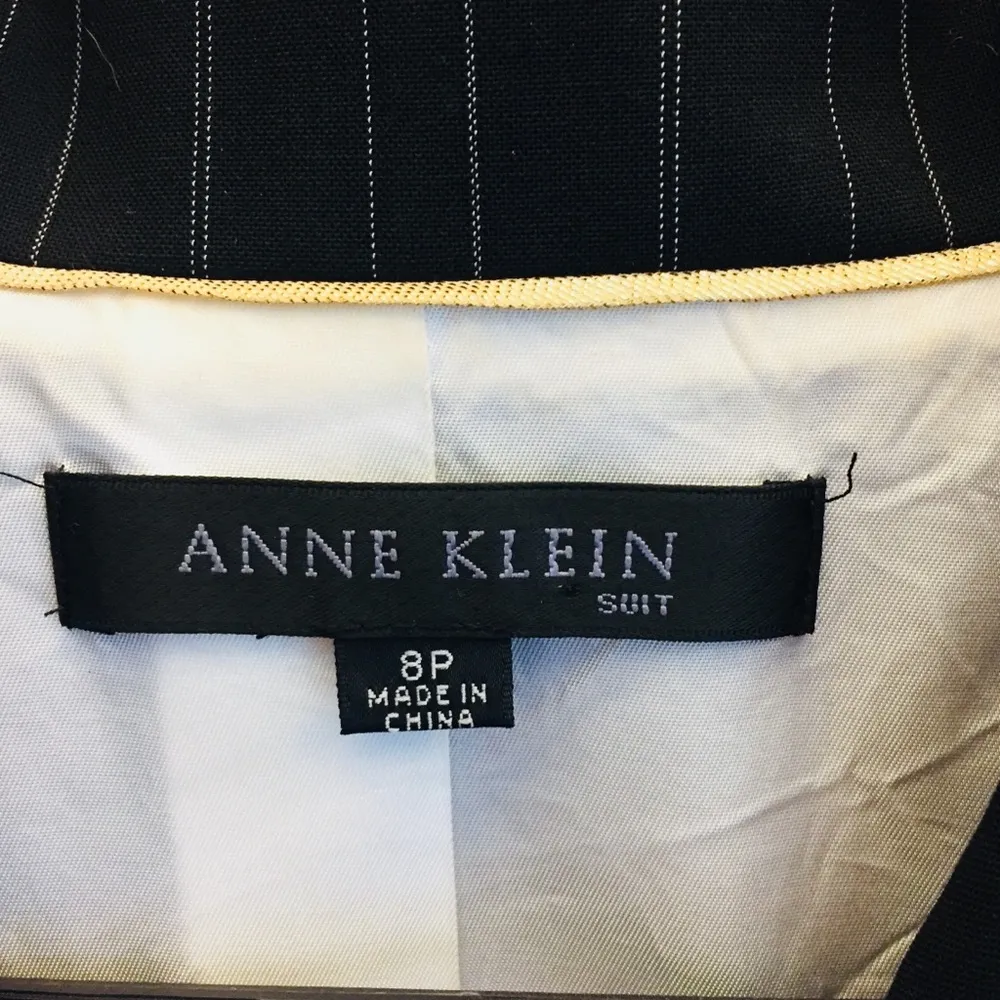 Anne Klein blazer. - Image 3