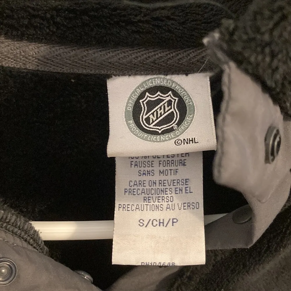 NHL Chicago black hawks fleece pullover sz S EUC - Image 5