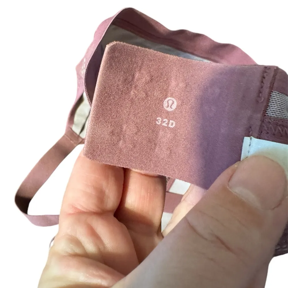 Lululemon Awake to Lace Bra Size 32D Lace Mesh Racerback Plumful Smokey Blush CP - Image 4