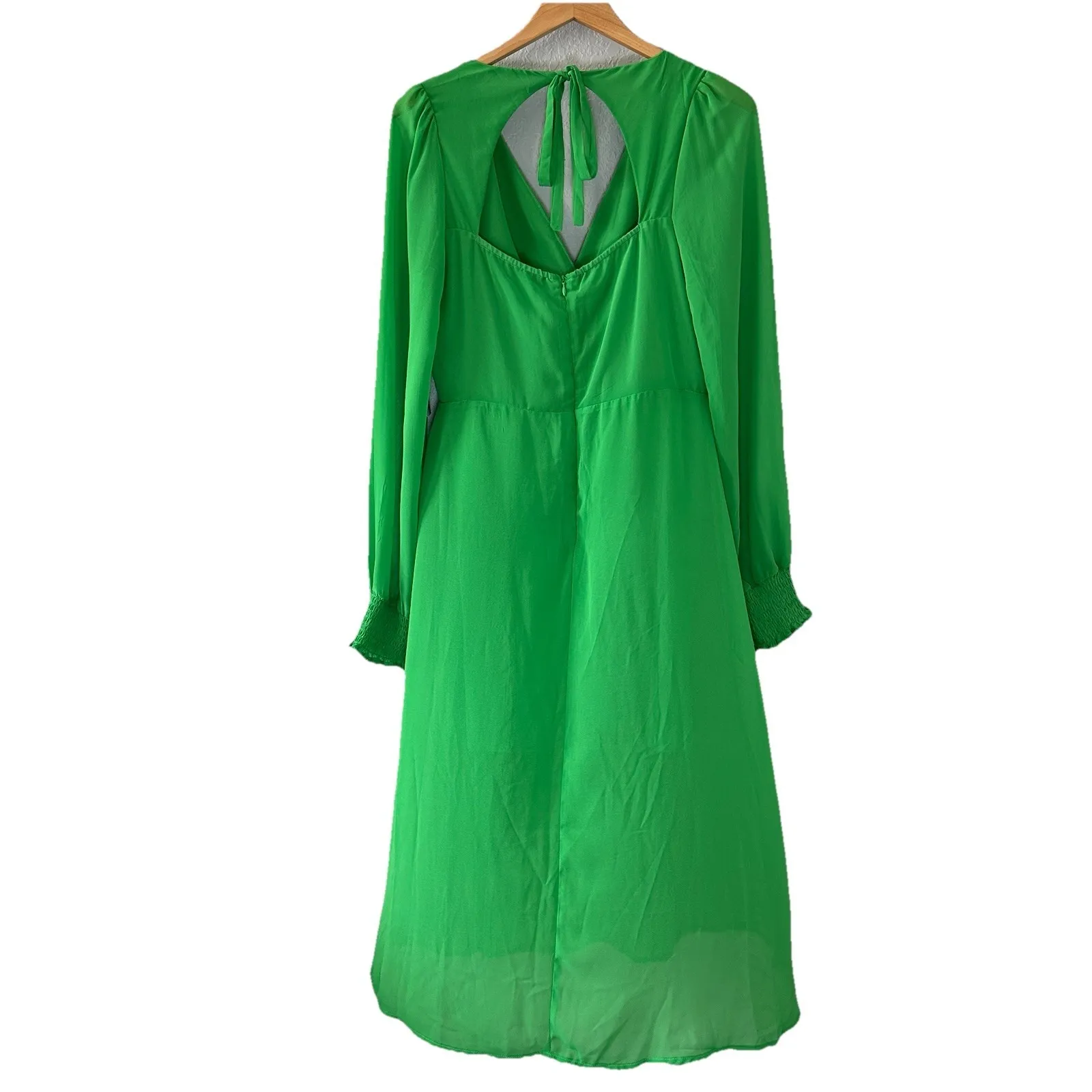 NWT Melloday Green Midi Dress M‎ Smocked Cuffs Tie Back Cottagecore Romantic - Image 2