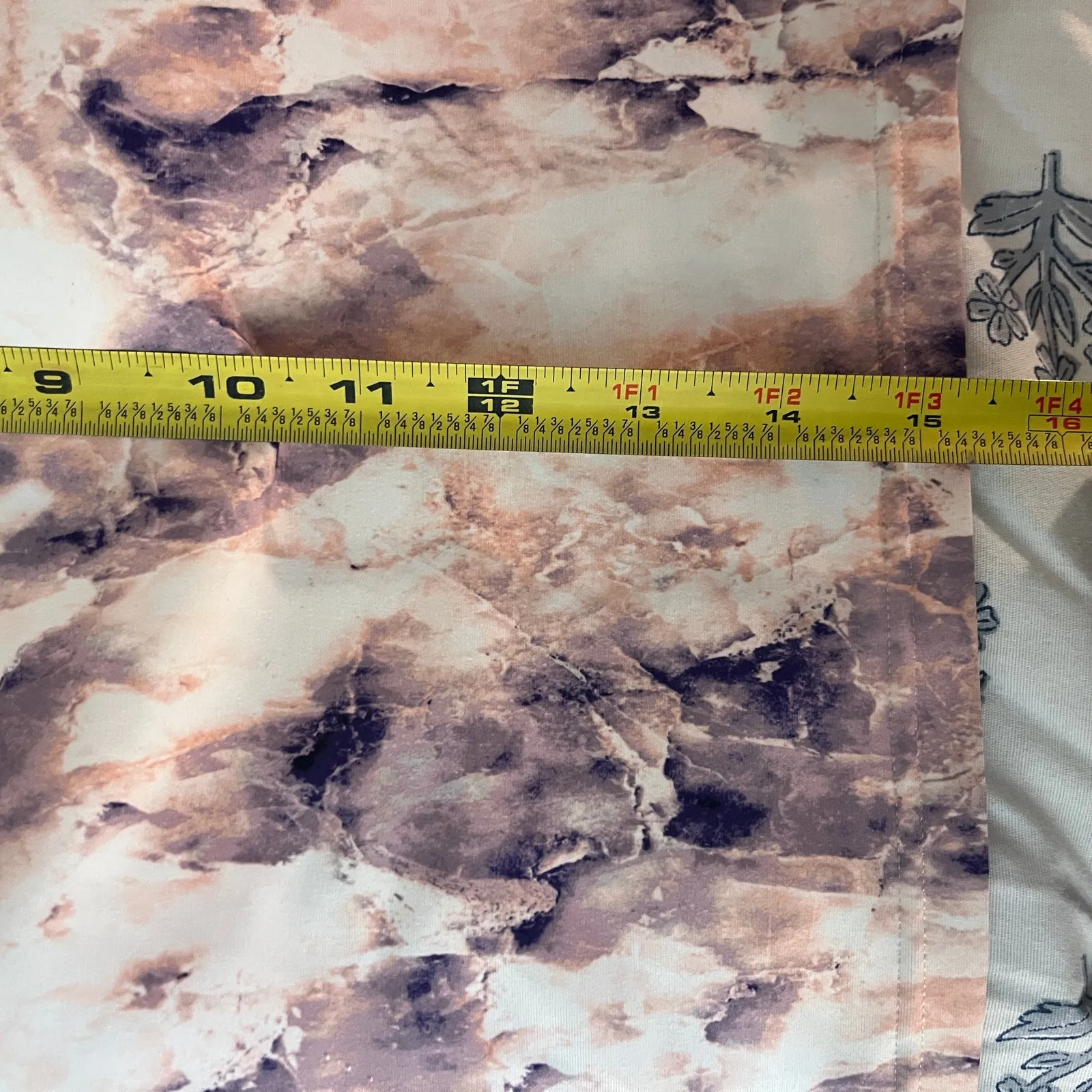 Old Navy Tie Dye Sports Bra Athleisure Active Racerback Cropped Women Medium - Image 5