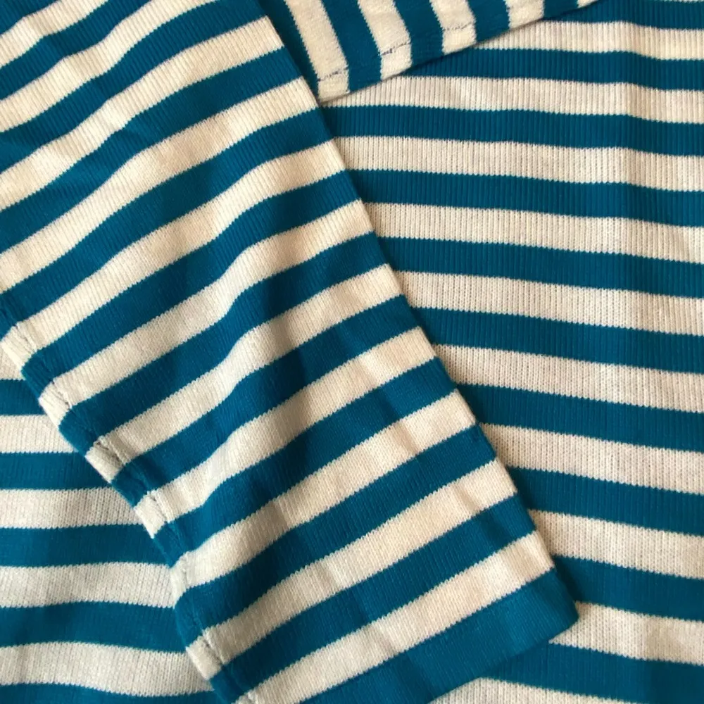 Sag Harbir Women’s Blue And White Striped Sweater Size L - Image 3