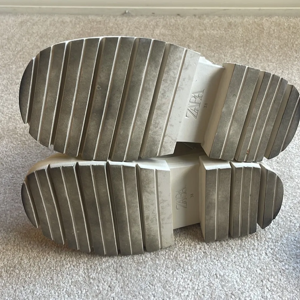 Zara Rubberized Lace Up Boots - Image 6