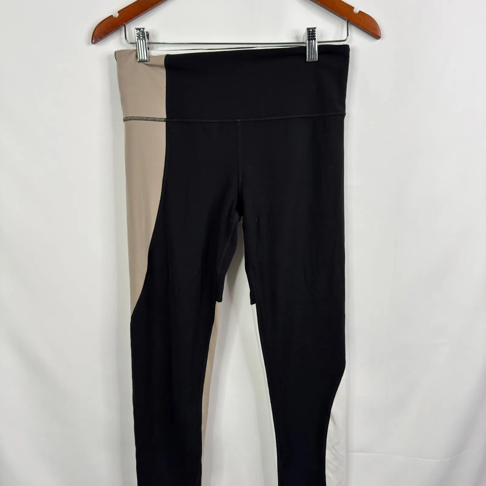 Athleta Asym Elation 7/8 Powervita Legging Size M - Image 4