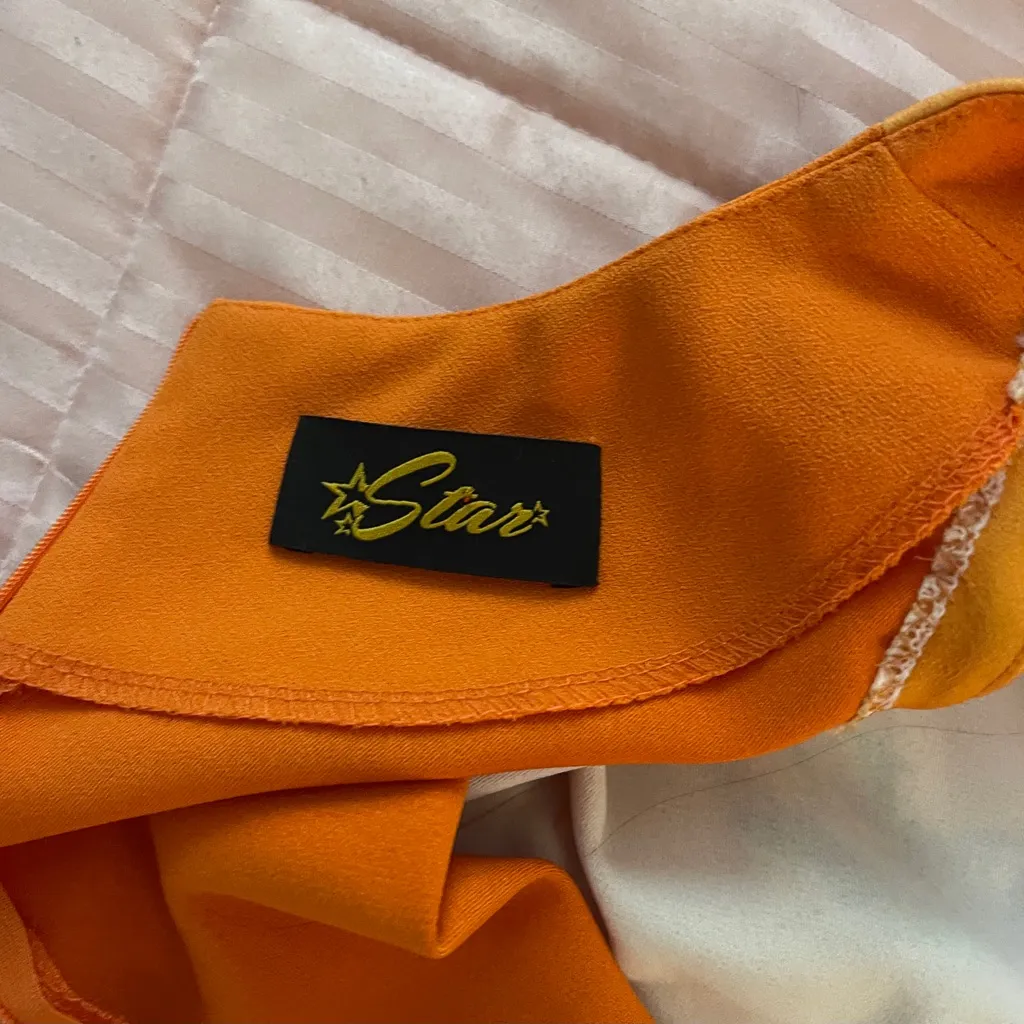 Star vintage orange sleeveless bird dress with pockets, zip closure. Size S. - Image 9