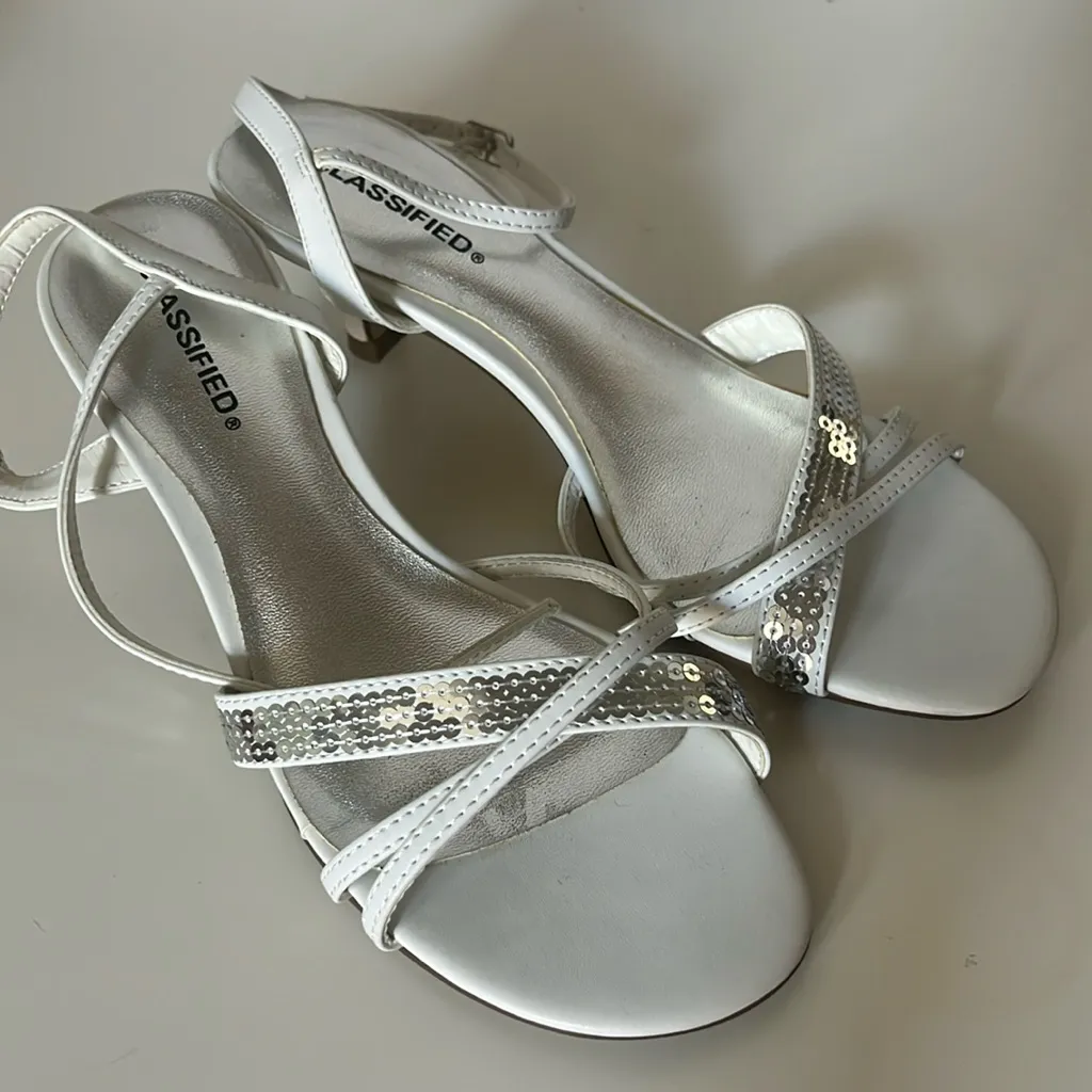 Classified Strappy Kitten Heels in White Silver Women's Size 6.5 - Image 1