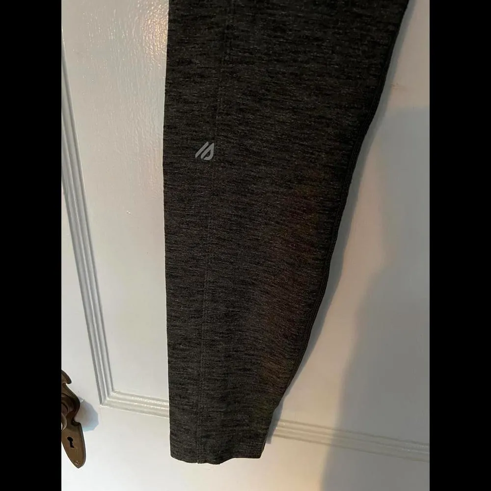 Eddie Bauer Olive Green Leggings Medium - Image 4