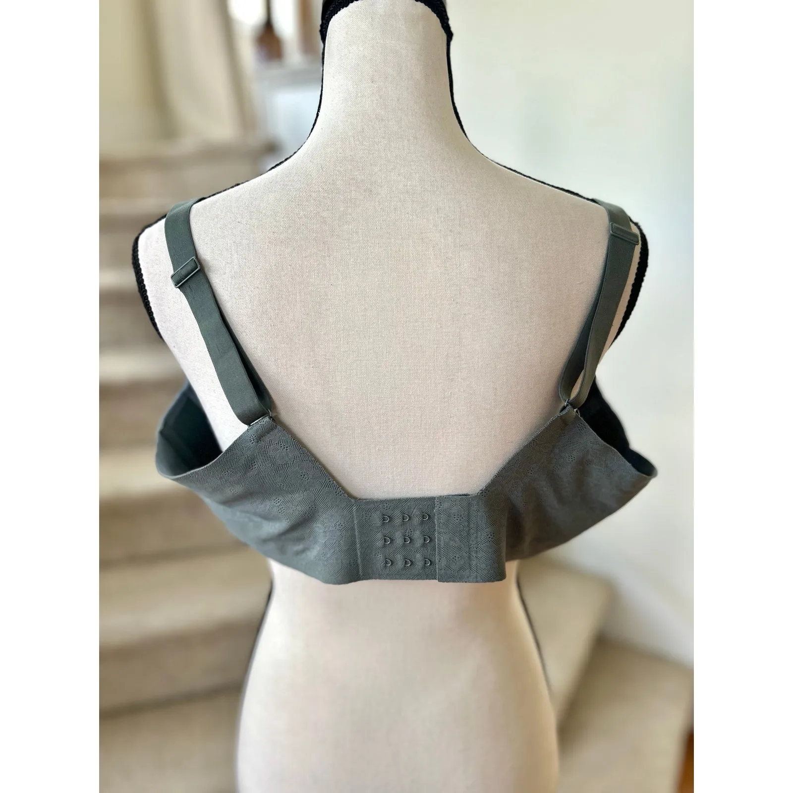 Aerie Smoothez Sage Green Floral Print Wireless Comfort Bra XXL - Image 4