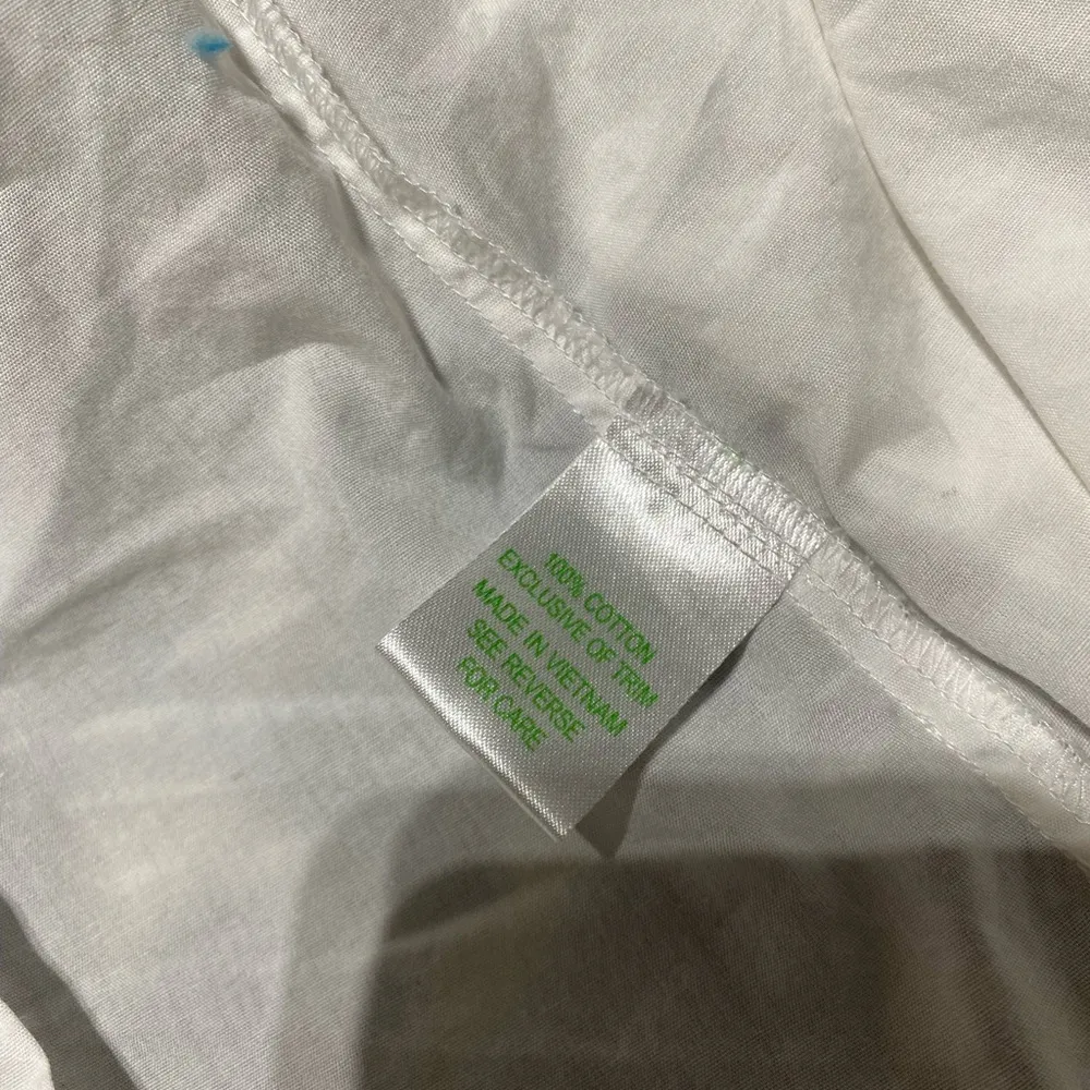 Lilly Pulitzer White Cotton Classic Plain Button Down size 6 EUC - Image 6