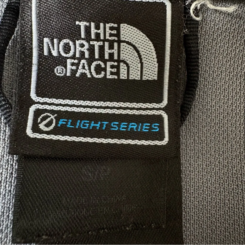 The North Face Women's Black Softshell Windstopper Flight Series Jacket - Image 10