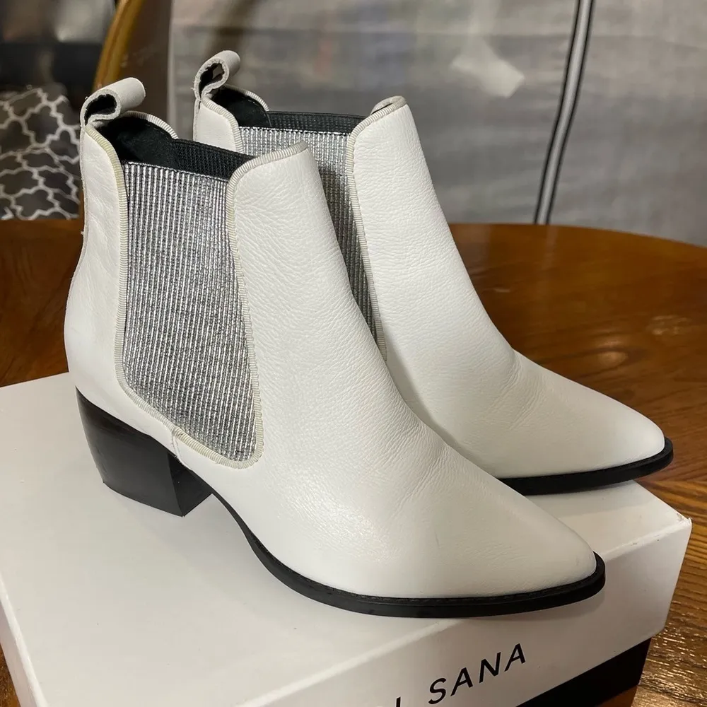 Sol SANA Women's Dials Boot in White/Silver Size 7.5/38 - NOT_NWT - Image 2