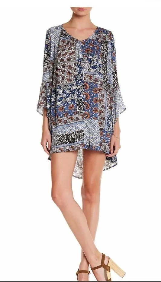 Lush Juniors Whitney Bell Sleeve Shift Dress Sz XS - Image 2