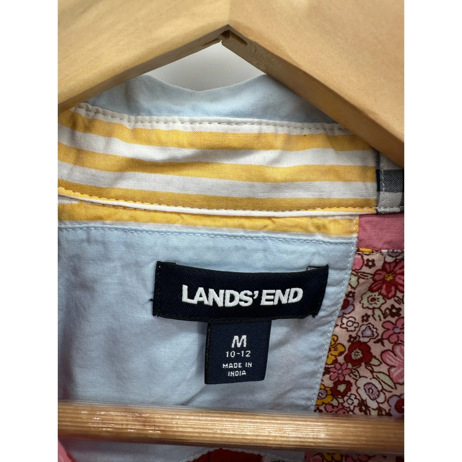 Land's End Button Up Shirt Women Medium Patchwork Quilted Roll Tab Sleeve Artsy - Image 6