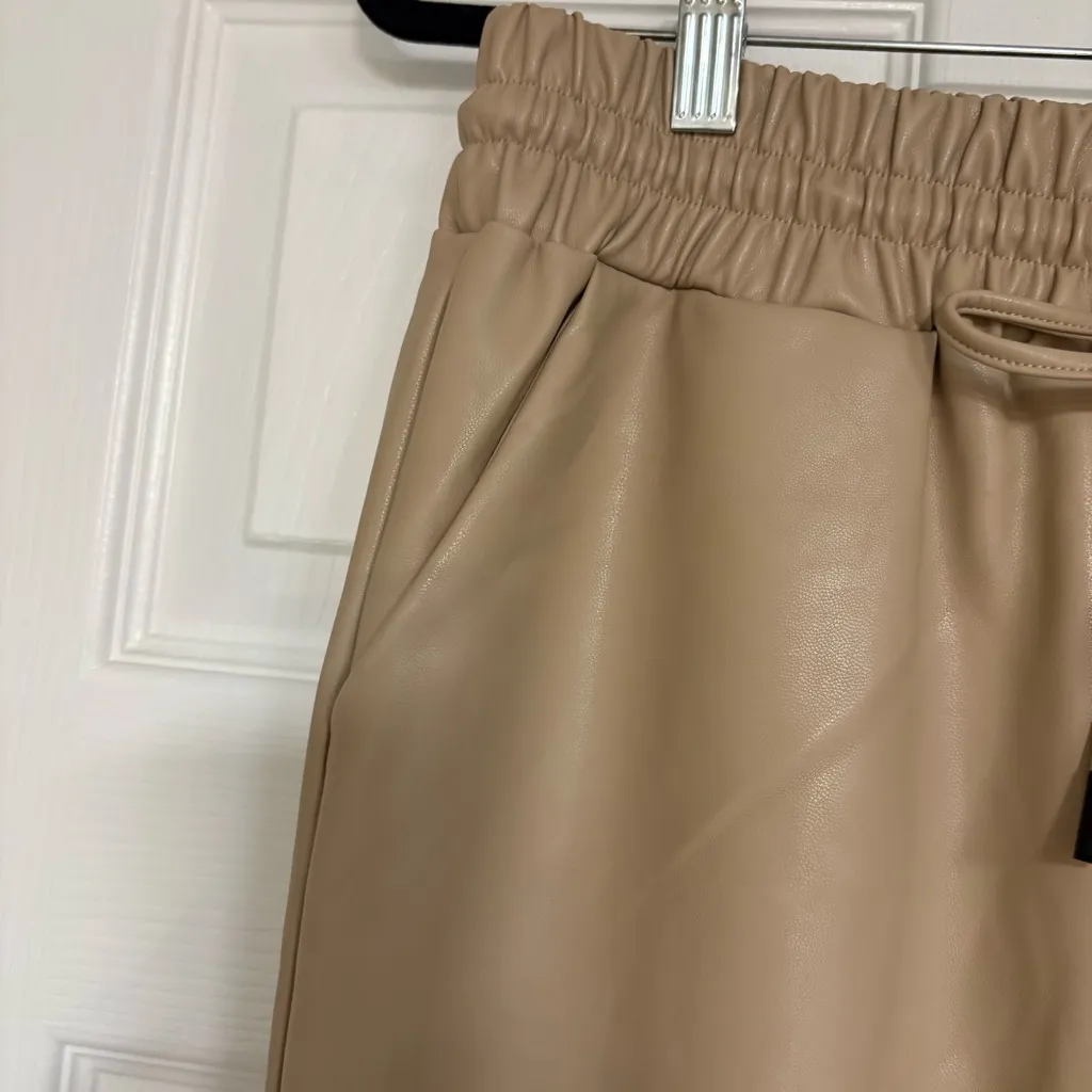 Akira Tan Faux Leather Joggers‎ Size XL - Image 4