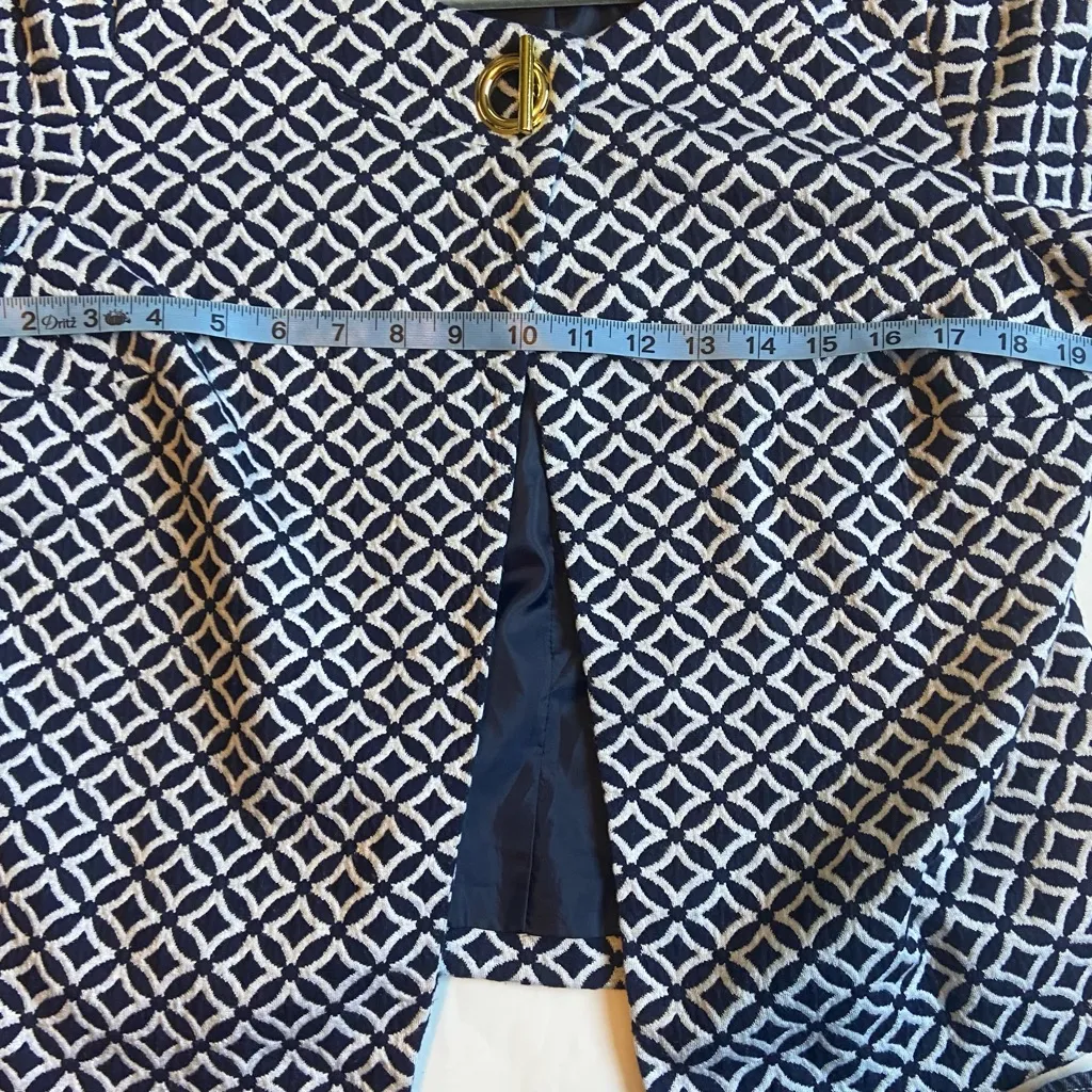 Women’s blazer charter club size medium navy blue and white star pattern - Image 5