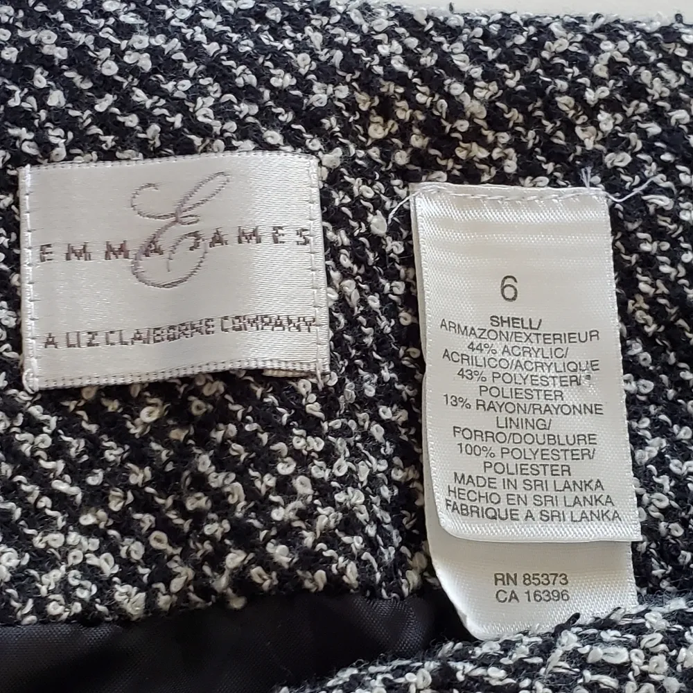 Emma James pencil skirt size 6 - Image 2