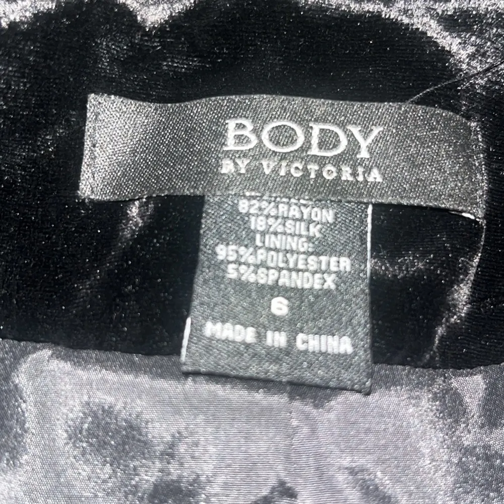 Victoria’s Secret BODY by VICTORIA Velvet Silk One - Image 10