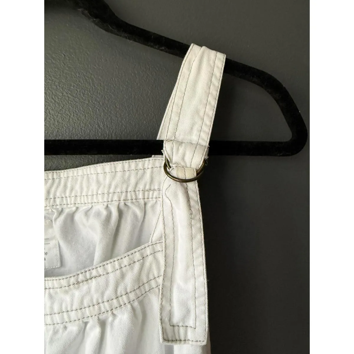 Levi's Women's White Denim Shorts Romper Large - Image 5