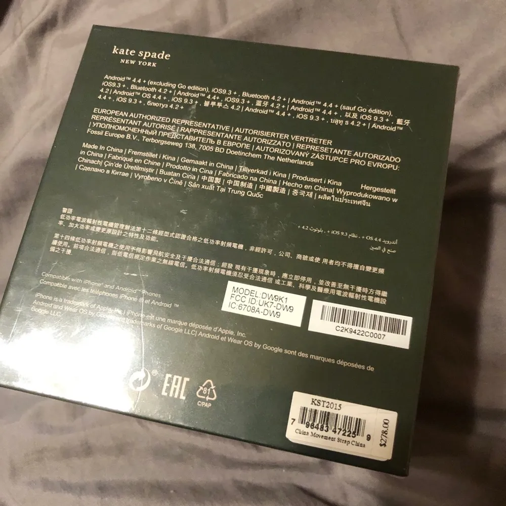 kate spade pink silicone scallop smart watch - Image 7