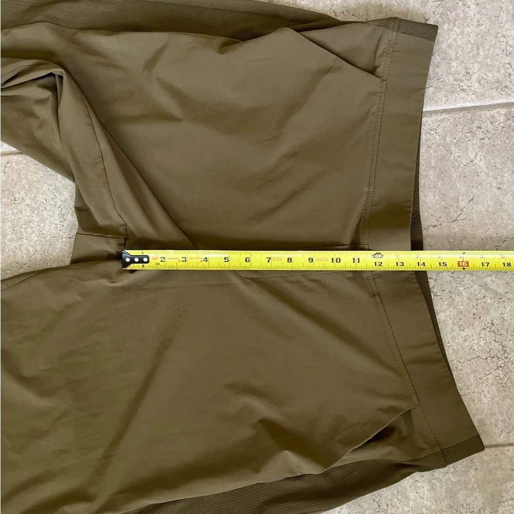 Athleta Plus Size 22 Olive Green Athletic Performance Stretch Pants Pull On - Image 5