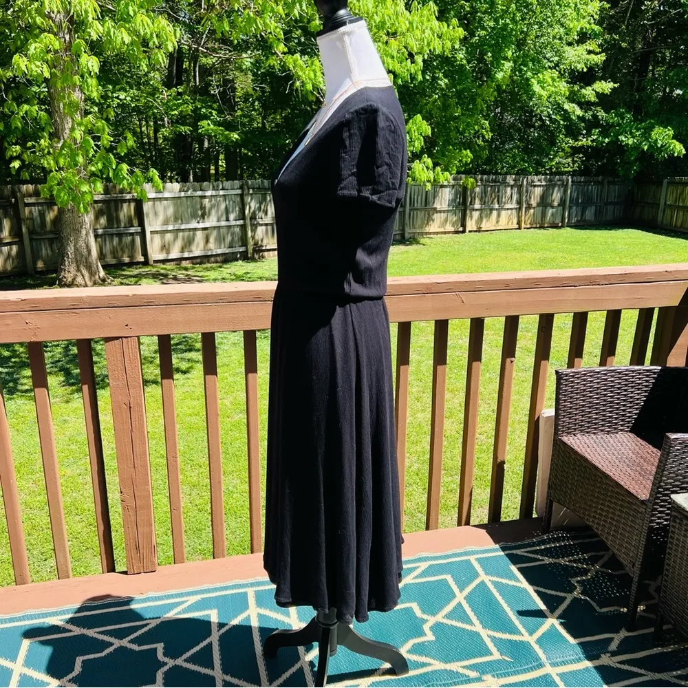 WAYF  black dress size small - Image 6